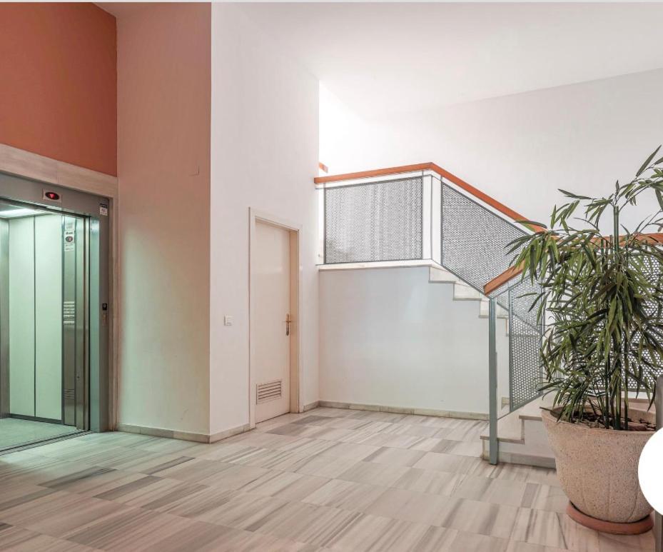 Exclusivo Duplex Con Terraza En Sevilla מראה חיצוני תמונה
